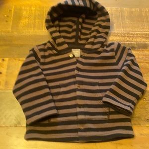 Baby Gap size 6-12 months snap front hoodie
